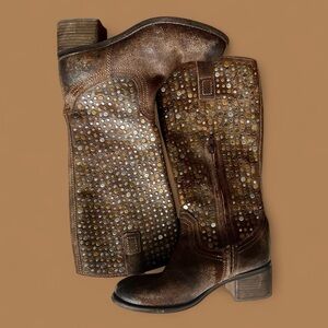 Diba True What To Do Boots Women Sz 7 Distressed Leather Studded Festival